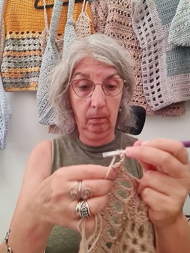 Stunning Crochet Table Runner Free Pattern - Bohemian style