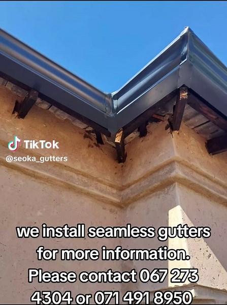 Seamless Gutter Installation and Maintenance Services
