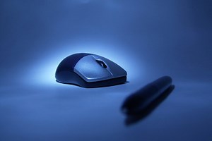 How to Connect a Microsoft Wireless Optical Mouse to a Receiver 3.0 | Techwalla