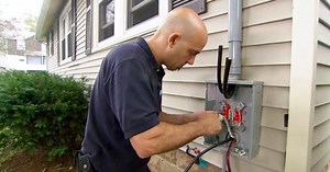 How To Upgrade an Electric Meter to 200-Amp Service