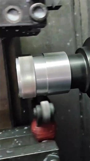 High-Precision CNC Turning: Smooth Profiling and Metal Shaping on an Aluminum Workpiece
