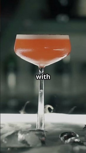 Make a Vodka Cranberry in 20 Seconds! #cocktail #vodka