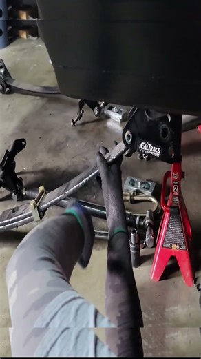 How to - Rear Shackles Bushing - Global West - Short