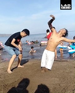 18M views · 384K reactions | 'I spotted a wacky waving inflatable arm-flailing tube man at the beach'  | LADbible | Facebook