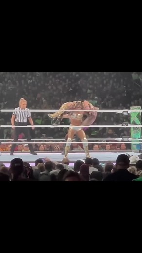 the sound it makes😭💙 #BiancaBelair #Bosstimefan_ #SashaBanks #wwe