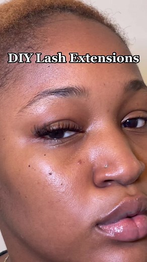DIY lash extensions using cluster lashes 😍 my hands shake alot but it becomes easier to apply these cluster lashes the more you do it and I can’t feel them at all! #diylashextensions #lashesathome #lashclusters #clusterlashes #lashestutorial #bestlashglue #fadlash #laubesslashes #diyclusterlashes #howtolashes