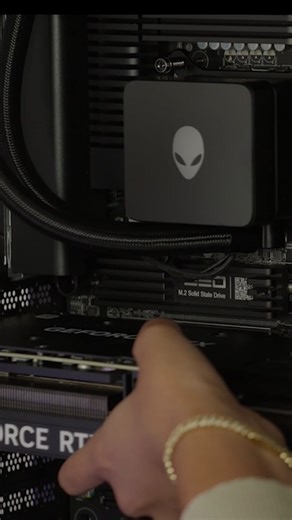 ALIENWARE on Instagram: "The Area-51 Desktop is all about upgradeability ⚡️ Industry standard components allow the most crucial parts to be easily replaced and services, including the motherboard, power supply, CPU, GPU, RAM, storage, fans and more. Learn even more by checking the YouTube video in the link in bio 🔗"