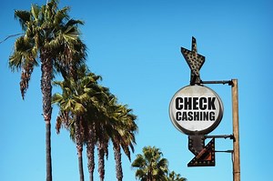 How Do Check Cashing Places Work? | Sapling