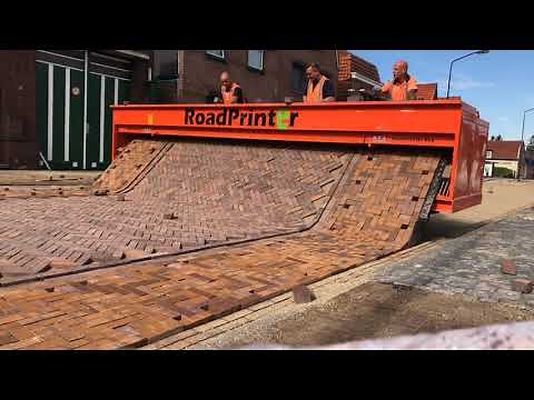 RoadPrinter Bricklaying Machine, paving the easy way