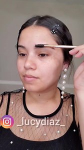 2.4M views · 34K reactions | #tutorial ❤❤ sigueme en Instagram para mas contenido @_lucydiaz_ https://bit.ly/2HPsYC6 Productos utilizados Leslye Cosmetics descuento lucy Pomada para cejas, serum hidratante, base, corrector, sellador e iluminador YLLashes descuento lucy Pestañas estilo YURIDCE | Lucy Diaz | Facebook