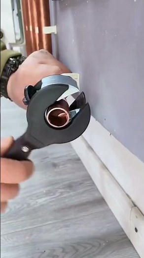 Ratcheting Tubing Cutter – The Must-Have Tool for Plumbers & DIYers!