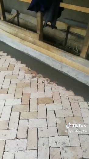 Brick Laying Techniques for Herringbone Patterns