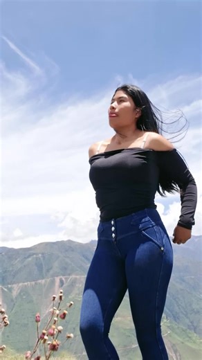 Condor y Rous: Estilo Inconfundible en Vivo