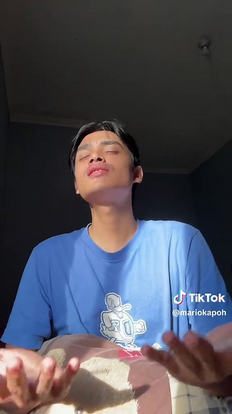 Expressive Hand Gestures for Communication