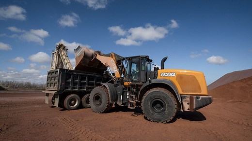 CASE Large Wheel Loaders | CASE Construction Equipment