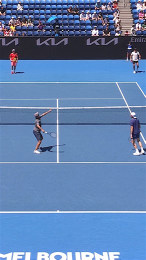 1.6M views · 7.7K reactions | Hit them with the FAKE smash 藍 | Australian Open | Facebook