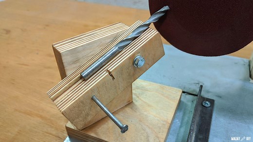 DIY Drill Bit sharpening jig — Free plans, 3D model and measurements