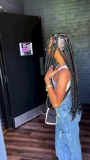 So Cute Big Box Knotless Braids #braidsconnect #meziebh | Jumbo Knotless Braids