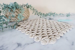 Learn How to Crochet Crocodile Stitch: Pattern & Tutorial