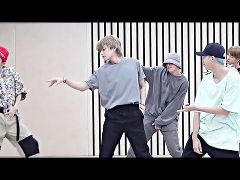DYNAMITE - BTS (DANCE PRACTICE) [KIM TAEHYUNG FOCUS]