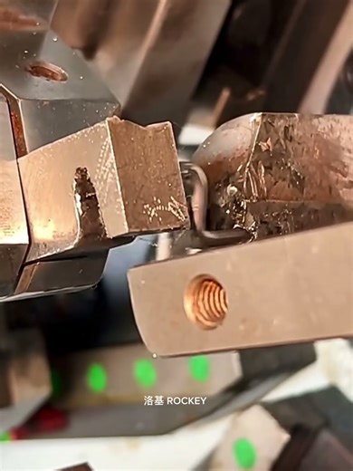 This Chinese Machine Bends Wire into Springs in SECONDS! #Shorts #IndustrialTech #tensionsprings