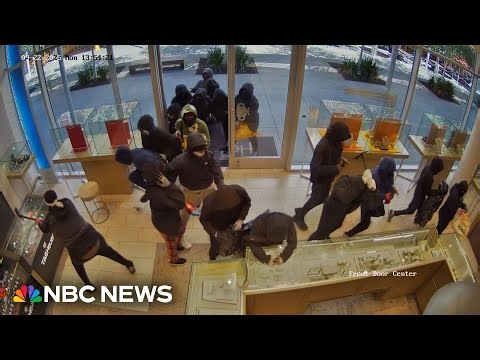 California jewelry store targeted in smash-and-grab robbery