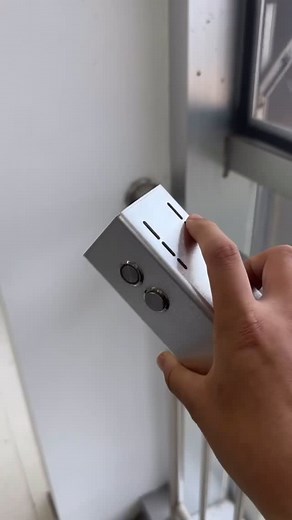 LaserPowers on Instagram: "Laser bug zapper, Insect-killer’s laser. Who did you share it with? #diy #light #experiment #virus"