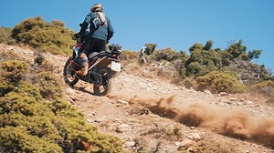 More incredible experiences in Greece as the intrepid European KTM ADVENTURE RALLY riders took on another day of challenging trails with beautiful vistas. Some tricky sections tested both man and machine, with all having an amazing time, making the most of their super capable KTM ADVENTURE bikes. Discover the meaning of ADVENTURE: https://fal.cn/KTMAdventureRally | KTM