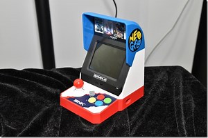 A Closer Look At The Neo Geo Mini And Its Controller