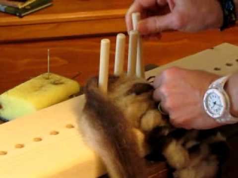 Weaving on a Peg Loom