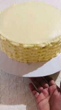 Buttercream Birthday Cake Decorating Tutorial / beginner friendly #cake #baking #birthdaycake