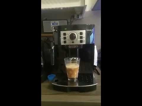 Comment utiliser Delonghi Magnifica S en Français