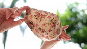 FREE printable 3D face mask pattern: https://bit.ly/anjufpfm2 Materials used in this craft project ideas: • Cotton fabric for mask making: https://amzn.to/33nD1qq • Plain cotton fabric: https://amzn.to/33pRDWx • Elastic band for sewing masks: https://amzn.to/34ySmEj • Wonder clips for sewing: https://amzn.to/30sQvQ0 • Ironing board for sewing: https://amzn.to/3l4EkRl • Sewing machine for beginners: https://amzn.to/3jplio5 • Sewing kit for beginners: https://amzn.to/30sdSJy • 90/14 sewing machine