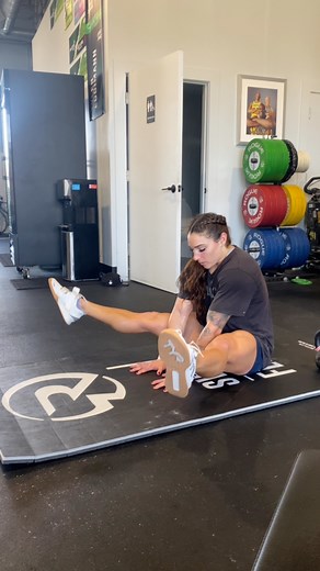 40K views · 2.8K reactions | Anybody else on the leg lifts and straddle lifts… the best way to get a quad cramp  Successory work  #quadcramp #cramp #cramps #leglifts #straddlelifts #turkishsitups #situps #workout #fitness #fitchicks #fitnessmotivation #fitnessjourney #successorywork #workoutroutine | Bethany Shadburne crossfitgames | Facebook