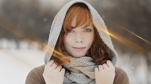 Lens Flare and Light Beam Transitions Pack for Photopia