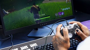 Best Fortnite Settings: PC, PS4/5, Xbox, Switch, Mobile & FAQ