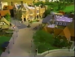 15K views · 688 reactions | 1982 -  World Showcase #epcotcenter #1980s #epcot #orlando #waltdisneyworld #disney #disneyworld #throwback #remember #disneygram #disneyig #familymemories #disneyfun #backintheday | Days Gone Disney | Facebook