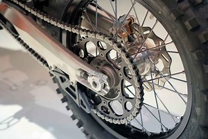 8 Reasons Why is Your Motorcycle Chain is Making Noise [Video] |