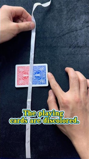 The playing cards are discolored. #magic