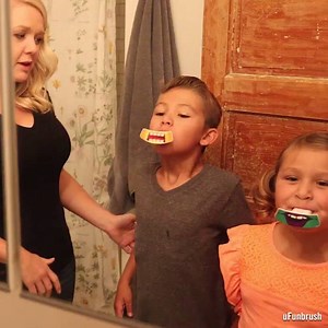 402K views · 1.4K reactions | It only takes 10 seconds to brush your teeth with this sonic toothbrush.. | Interesting Engineering | Facebook