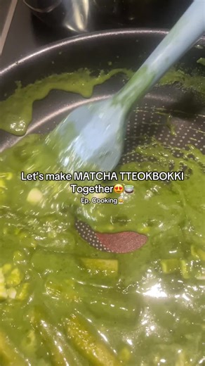 Making Matcha Tteokbokki at Home