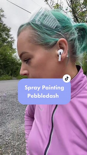 #paintsprayer #pebbledash #girlswhodiy #gardenwall