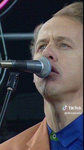 Dire Straits Live Performance of 'Money For Nothing' at Knebworth 1990