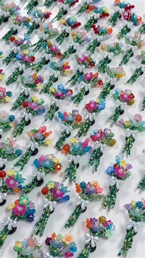 Brita Lynn Thompson on Instagram: "✨beaded flowers bouquet magnets are LIVE!✨ zenspiredesigns.com #zenspiredesigns #beadedflowers #beadedflowerbouquet"