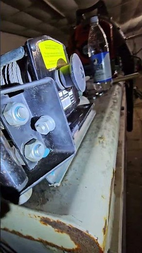 Portable dewalt battery winch quick connect