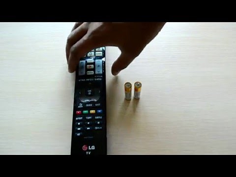 How to simply put battery in a TV remote