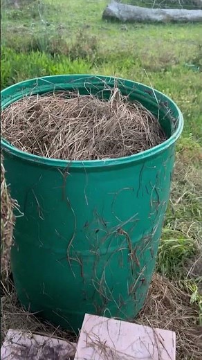 Making a fast compost pile