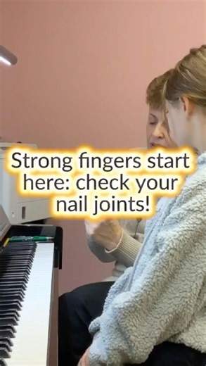 Piano Trick To Fix Weak Fingers Fast!