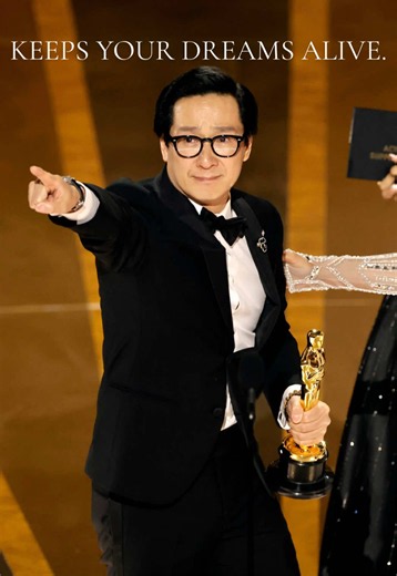 Ke Huy Quan was a refugee from Vietnam who shot to stardom as a 12-year-old in “Indiana Jones and the Temple of Doom.” But years of obscurity followed before he revived his acting career, winning the Oscar in 2023 for “Everything Everywhere All at Once”. Never Say Die. #mindsetmotivation #hopecore #oscar #kehuyquan #successful