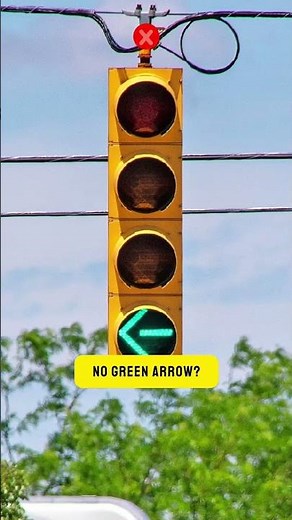 Driving Tip 26 | Left-Turn Lights Explained | #icbc #drivingtips #roadtest